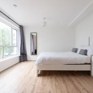 Modern Luxury By Mile End , London United Kingdom